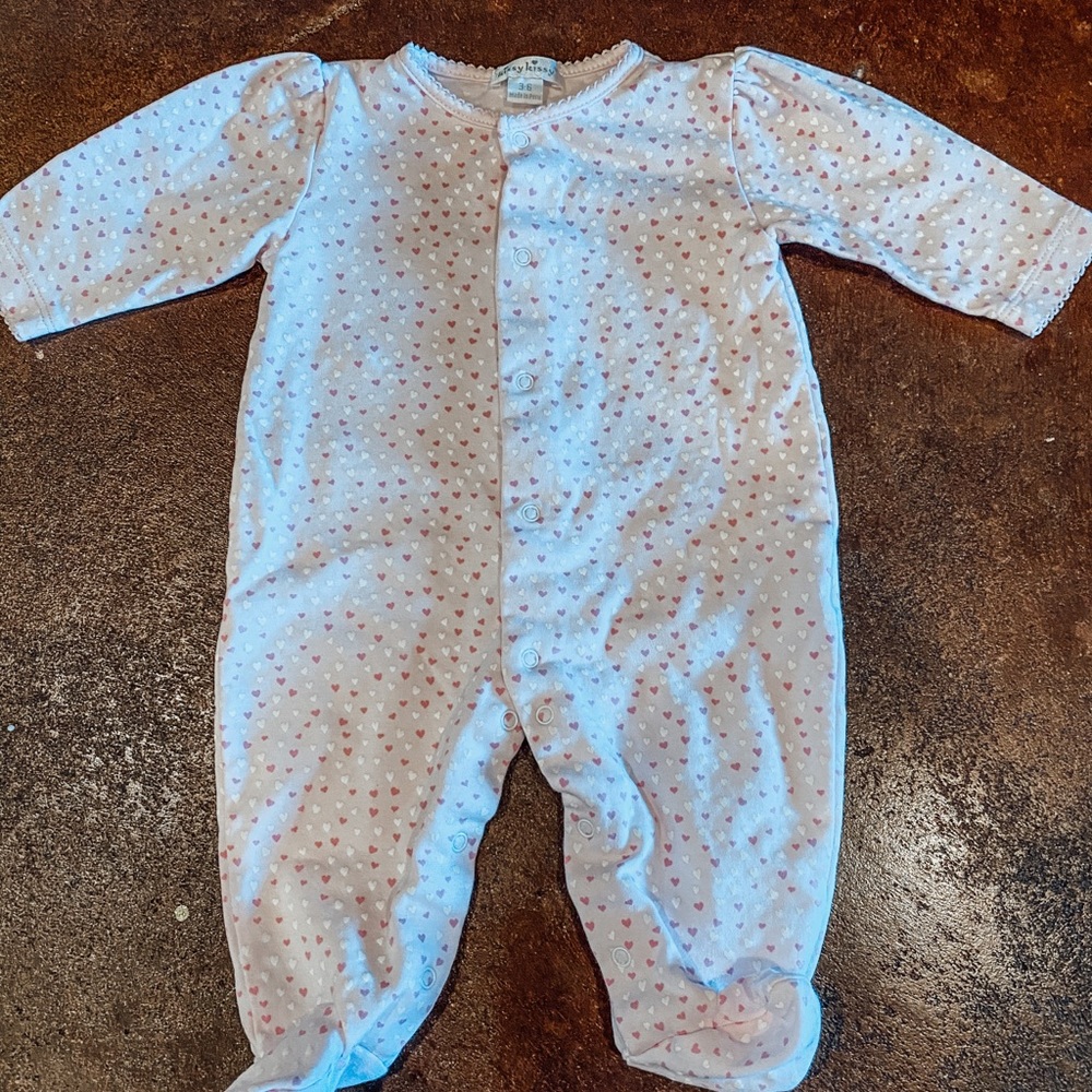Cutest heart outfit for baby girl